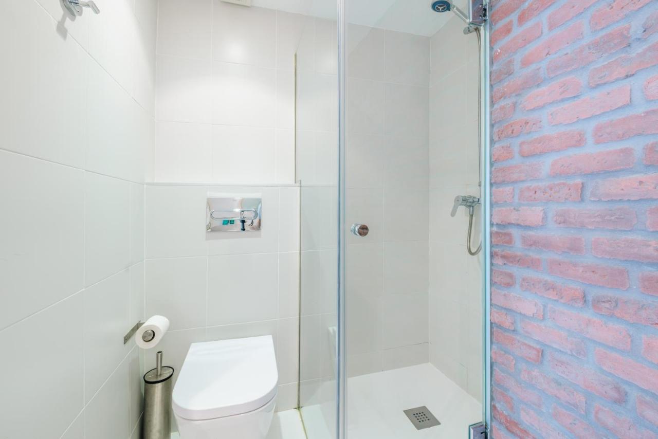 דירות מדריד Amazing Flat 5 Balconies In Chueca - Gran Via מראה חיצוני תמונה