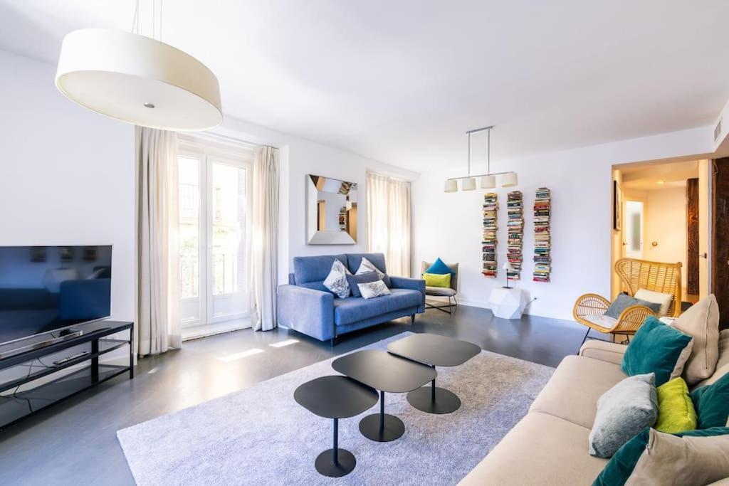 דירות מדריד Amazing Flat 5 Balconies In Chueca - Gran Via מראה חיצוני תמונה