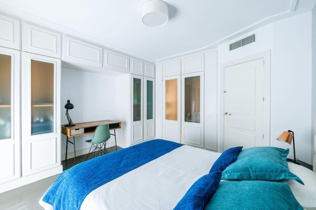 דירות מדריד Amazing Flat 5 Balconies In Chueca - Gran Via מראה חיצוני תמונה