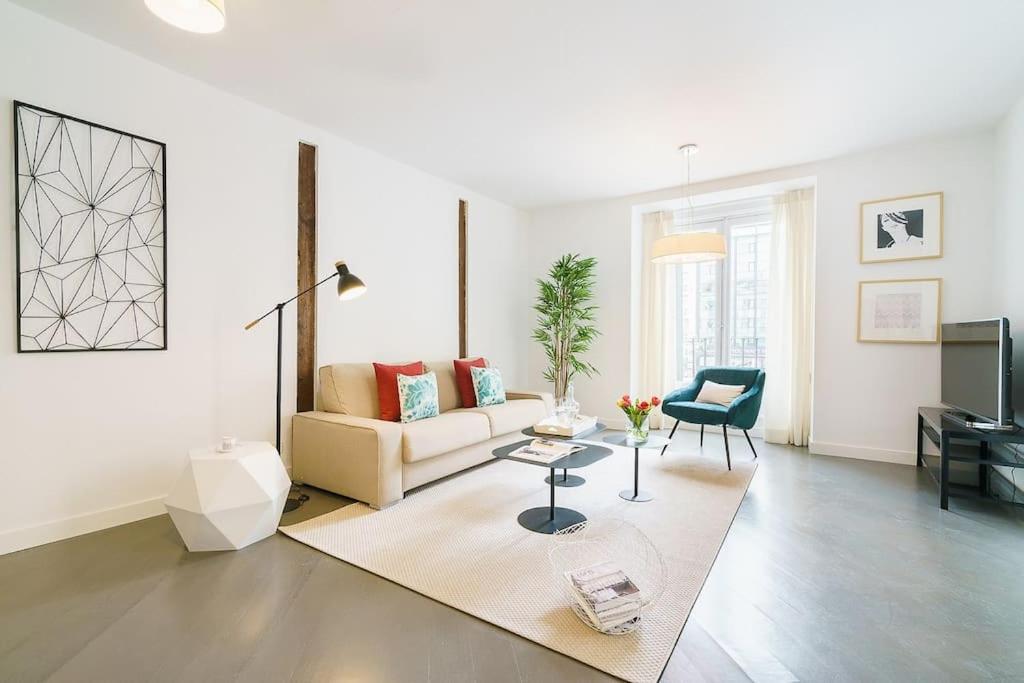 דירות מדריד Amazing Flat 5 Balconies In Chueca - Gran Via מראה חיצוני תמונה